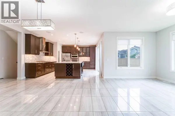 189 Evansridge View NW, Calgary, AB T3P0N3
