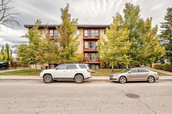 1424 22 AVE SW #103, Calgary, AB T2T 0R5