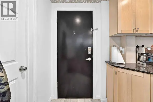 103, 1424 22 Avenue SW, Calgary, AB T2T0R5