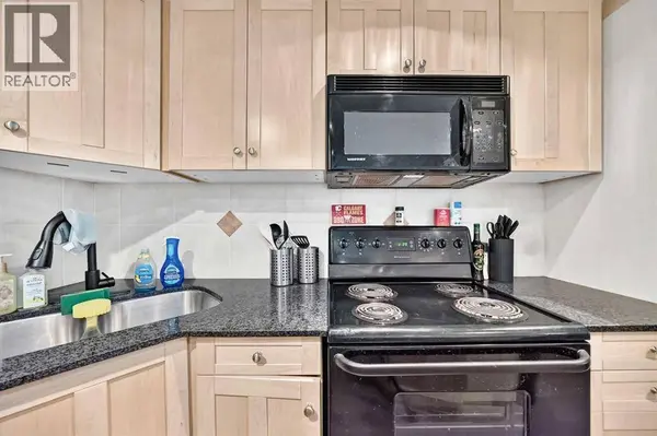 103, 1424 22 Avenue SW, Calgary, AB T2T0R5