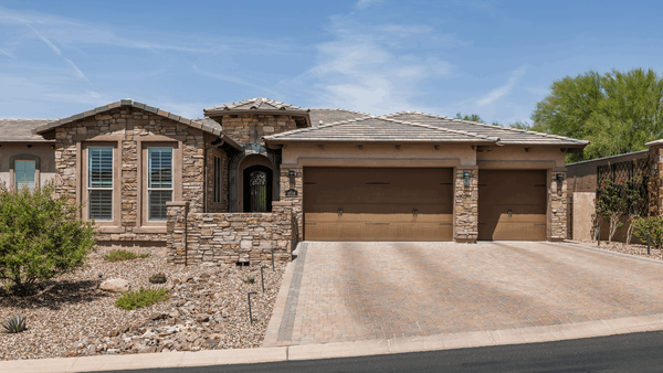 feature image of Luxury Living in Scottsdale’s Desirable Shea Corridor
