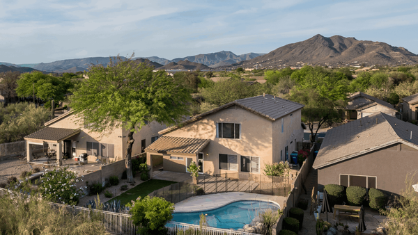 feature image of A Private Arizona Retreat with Resort-Style Ambiance