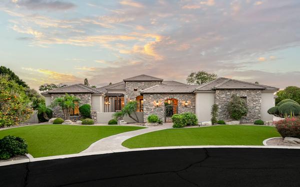 feature image of Modern Luxury Meets Resort-Style Living in Vista Estancia
