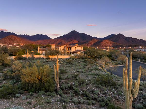 feature image of Build Your Dream Estate in Silverleaf’s Exclusive Horseshoe Canyon