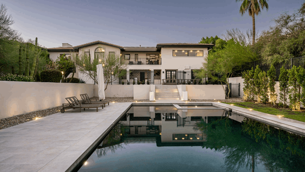 Hillside Estate in the Heart of Paradise Valley