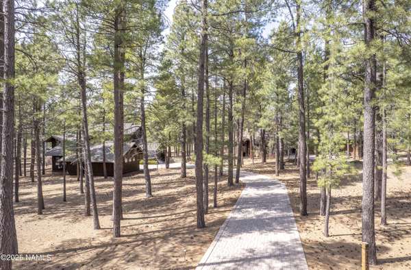 1750 Bessie Kidd Best, Flagstaff, AZ 86005
