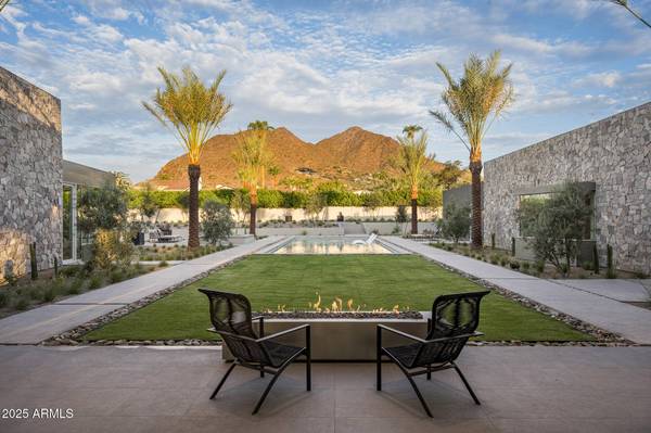 5120 N CASA BLANCA Drive, Paradise Valley, AZ 85253