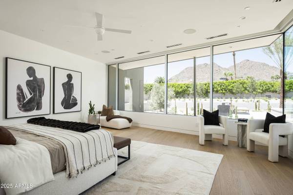 5120 N CASA BLANCA Drive, Paradise Valley, AZ 85253