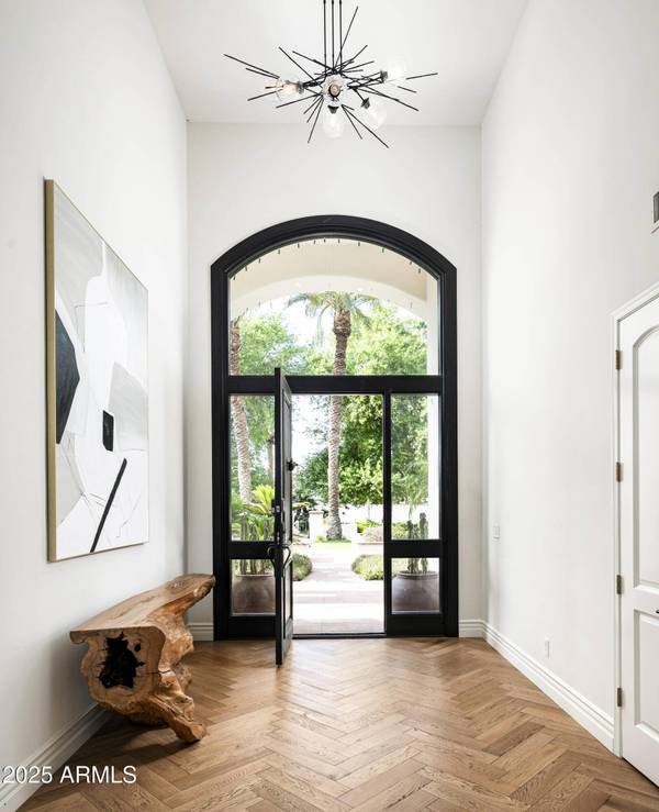 7475 E JACKRABBIT Road, Scottsdale, AZ 85250