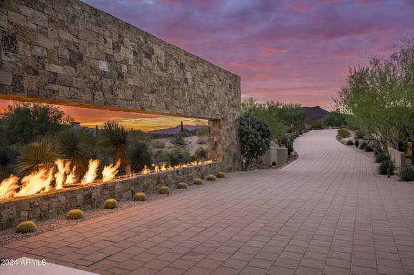 9821 E Sundance Trail, Scottsdale, AZ 85262
