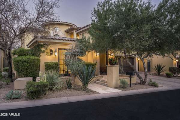 18749 N 101ST Street #- 19, Scottsdale, AZ 85255