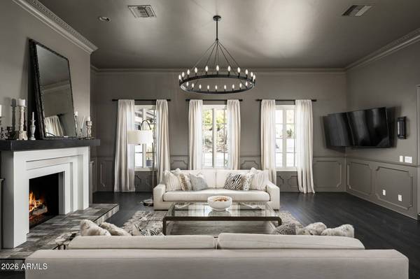 3977 E Paradise View Drive, Paradise Valley, AZ 85253