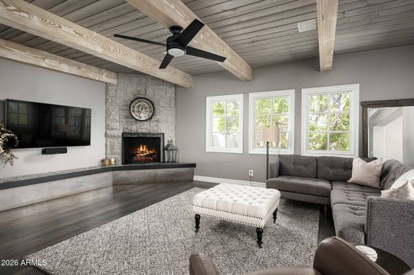 3977 E Paradise View Drive, Paradise Valley, AZ 85253