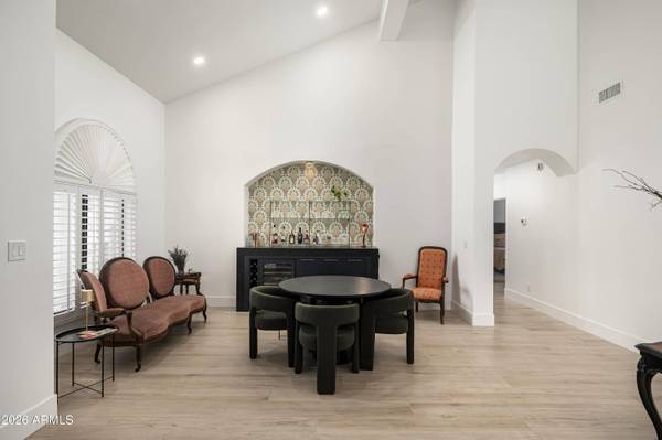 5301 E YUCCA Street, Scottsdale, AZ 85254