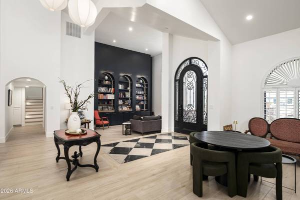 5301 E YUCCA Street, Scottsdale, AZ 85254
