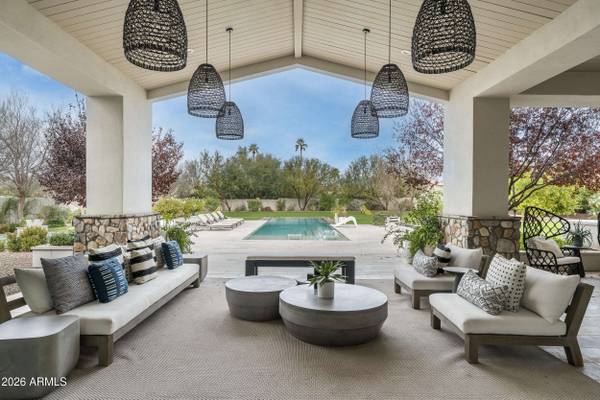 10620 E CHOLLA Street, Scottsdale, AZ 85259