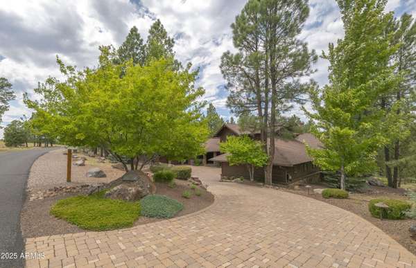 2736 Andrew Douglass --, Flagstaff, AZ 86005
