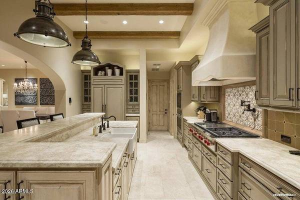 18988 N 101ST Street, Scottsdale, AZ 85255