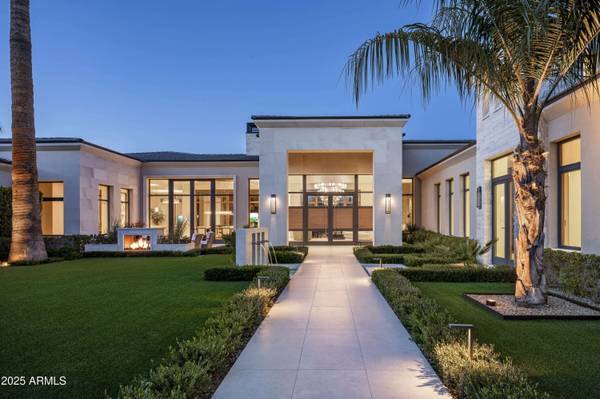 6540 E CHOLLA Drive