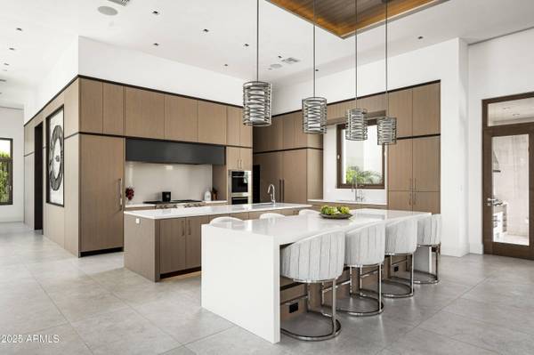 6540 E CHOLLA Drive, Paradise Valley, AZ 85253