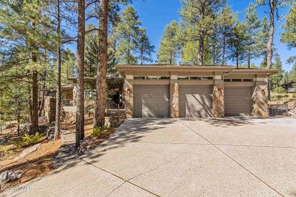 3739 RICHARD KERN --, Flagstaff, AZ 86005