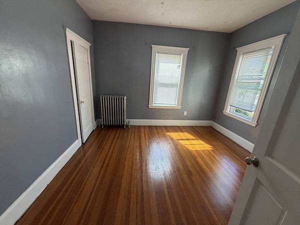 28 Haslet St, Boston, MA 02131