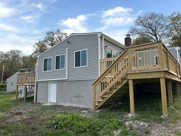 100 Westminster Rd, Weymouth, MA 02189