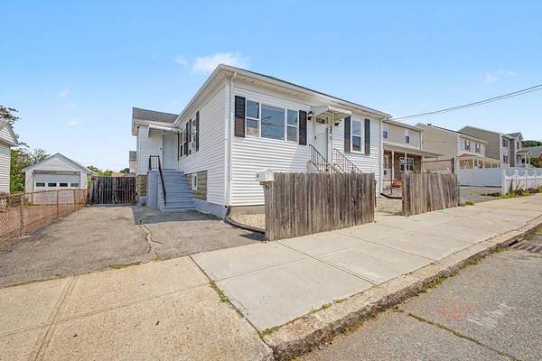 496 Tucker St, Fall River, MA 02721