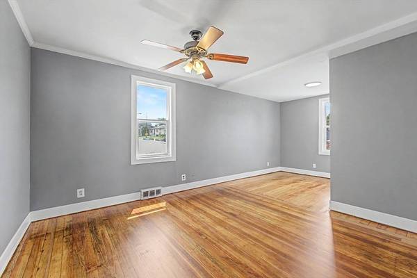 496 Tucker St, Fall River, MA 02721