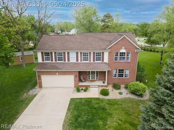 8313 Mill Pointe Court, Goodrich Vlg, MI 48438