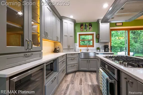 638 GLENWYTH Road, Brighton, MI 48116