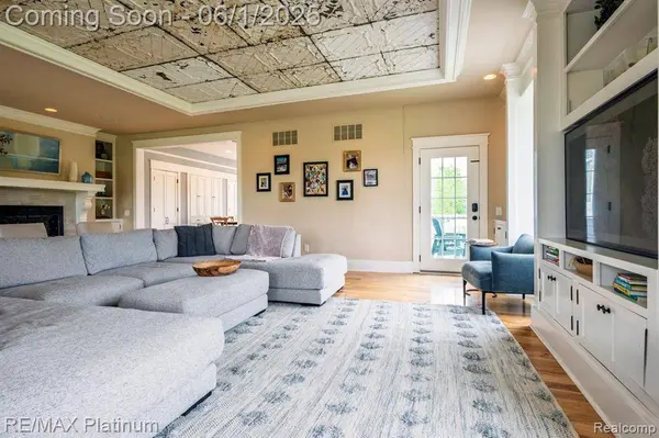 7794 Currie Road, Salem Twp, MI 48168