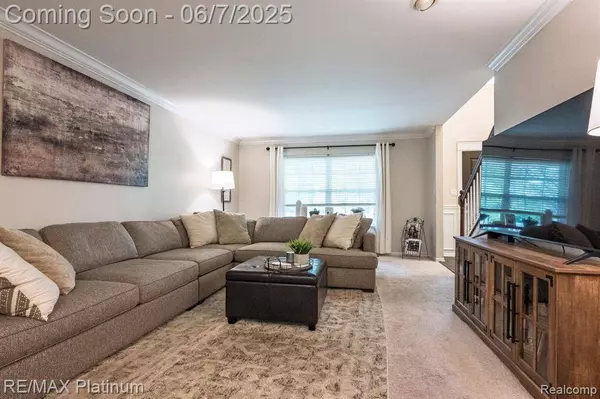 6103 SHADETREE Court, Genoa Twp, MI 48843