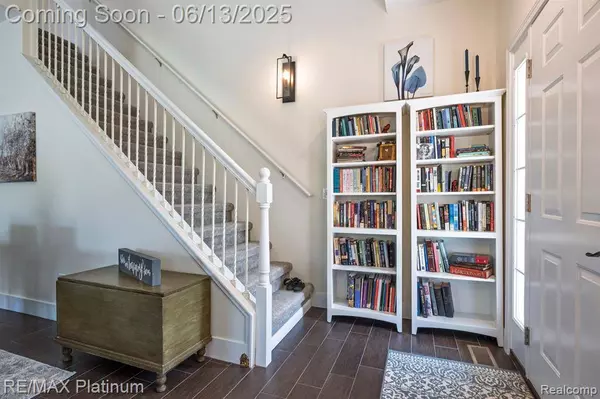 314 Dorchester Drive, Howell, MI 48855