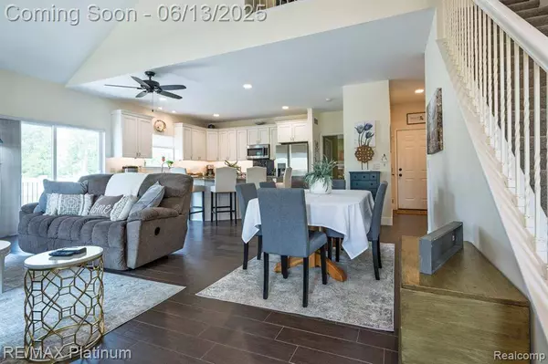 314 Dorchester Drive, Howell, MI 48855