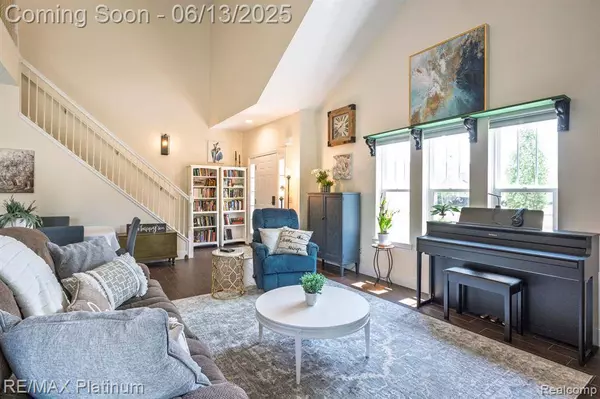 314 Dorchester Drive, Howell, MI 48855