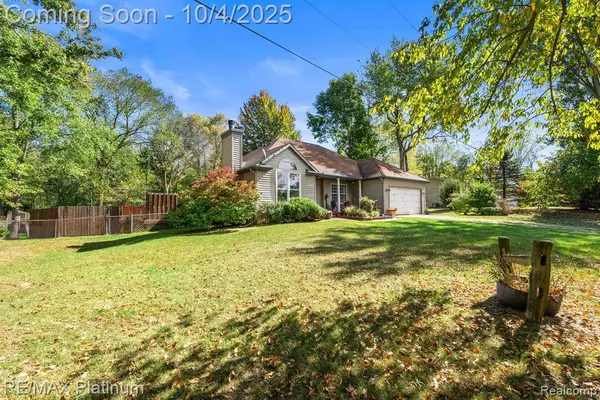 3388 Hogback Road, Handy Twp, MI 48836