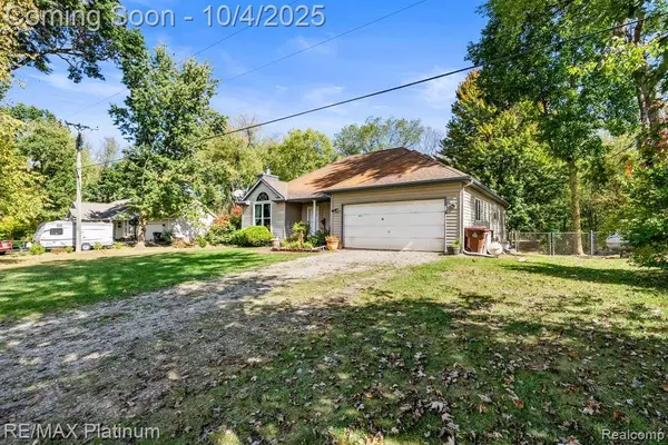 3388 Hogback Road, Handy Twp, MI 48836