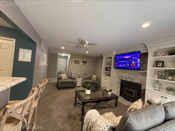 11254 Katrine DR, Fenton, MI 48430