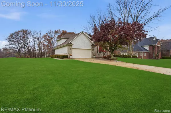 4428 Sundance CIR, Howell, MI 48843
