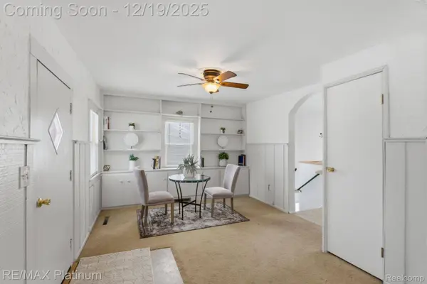 815 McPherson ST, Howell, MI 48843