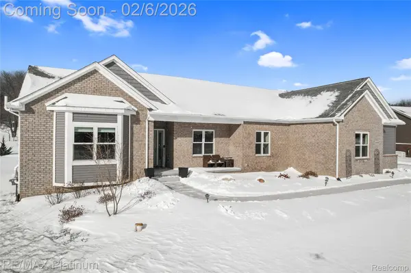 10029 Quarry Ridge RD, Clawson, MI 48346