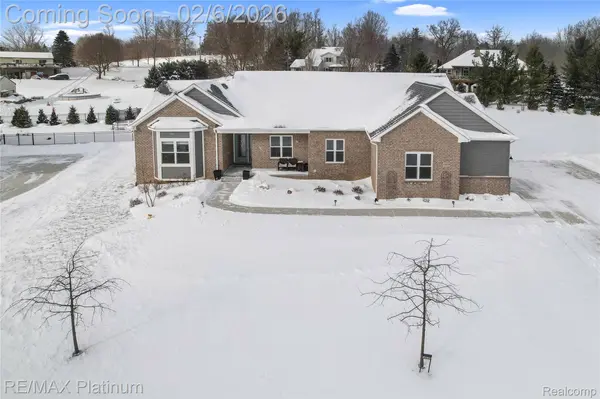 10029 Quarry Ridge RD, Clawson, MI 48346