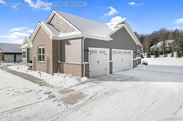 10029 Quarry Ridge RD, Clawson, MI 48346