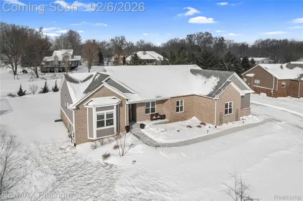 10029 Quarry Ridge RD, Clawson, MI 48346