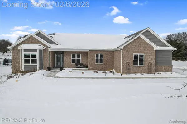 10029 Quarry Ridge RD, Clawson, MI 48346