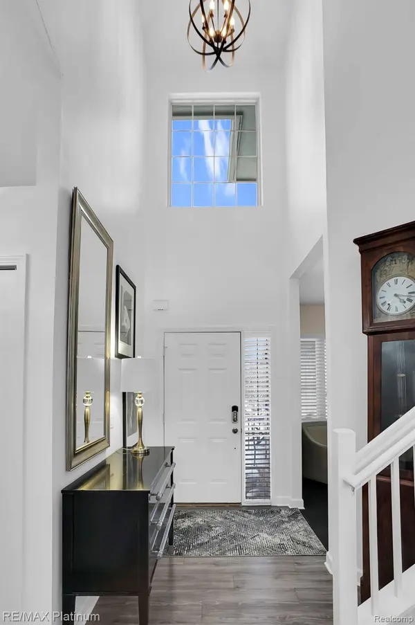 4455 Quebec LN, Brighton, MI 48116