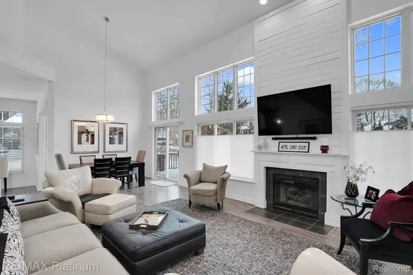 4455 Quebec LN, Brighton, MI 48116