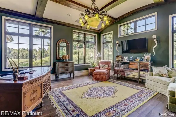 1286 Gray Fox CT, Marion Township, MI 48843