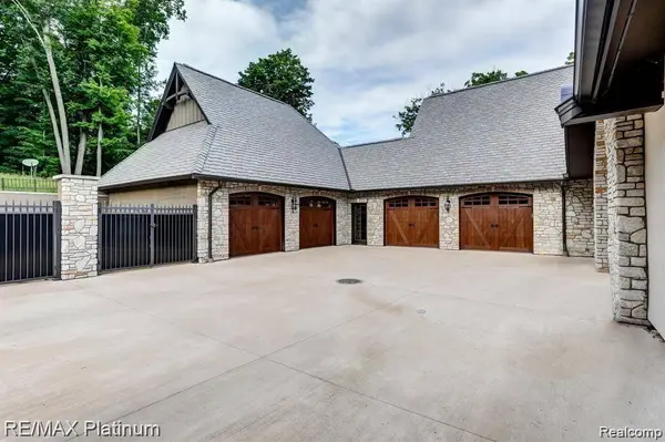 1286 Gray Fox CT, Marion Township, MI 48843